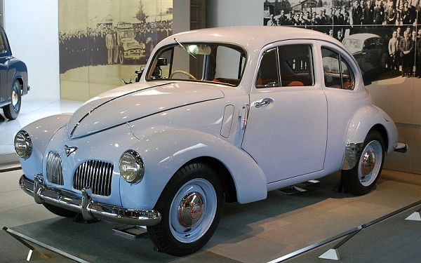 Savaş sonrası ilk araba Toyota SA 1947