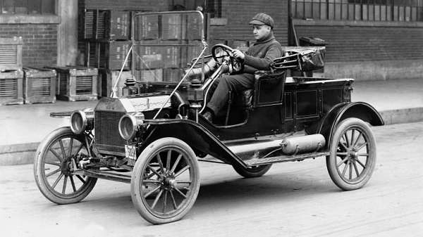 İlk Ford Model T 1908