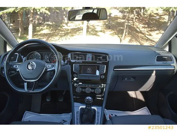 Volkswagen Golf 1.4 TSi Comfortline Image 10