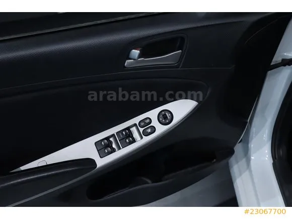 Hyundai Accent Blue 1.6 CRDI Mode Plus Image 6