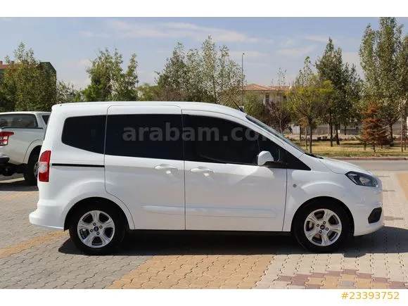 Ford Tourneo Courier 1.5 TDCi Delux Image 6